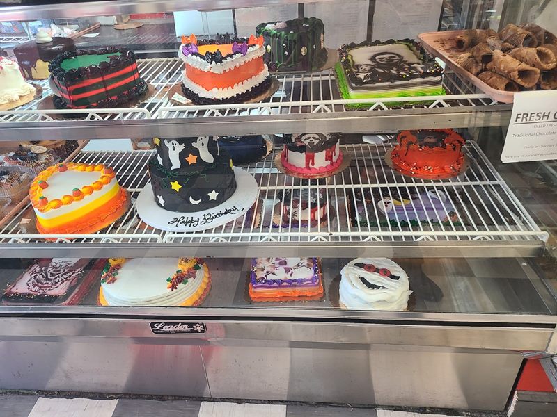 La Caleñita Bakery & Café food